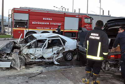 Bursa’da faciadan dönüldü: Canlarını zor kurtardılar