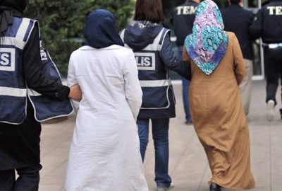 Bursa’da sağlıkçı ve öğretmen 17 kadın adliyede