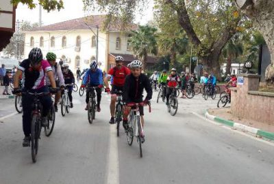 Turizm için pedal çevirdiler