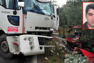 Bursa’da kamyon ile kamyonet çarpıştı: 1 ölü