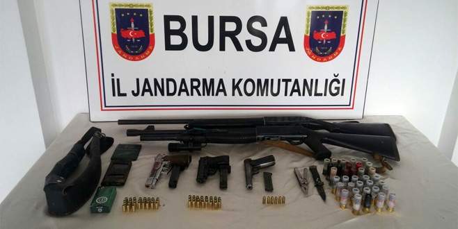 Bursa İl Jandarma Komutanlığı suçlulara göz açtırmıyor