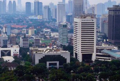 Jakarta batıyor