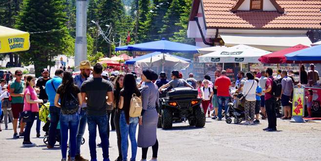 Uludağ’a bayramda ziyaretçi akını