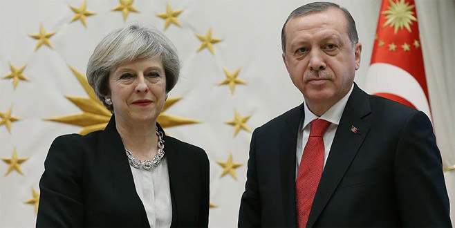 Erdoğan ile İngiltere Başbakanı May telefonda görüştü