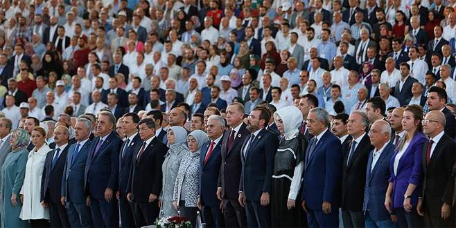 AK Parti kuruluşunun 16. yıl dönümünü kutluyor