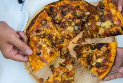 Pizzanız böyle gelirse yemeden önce bir daha düşünün!