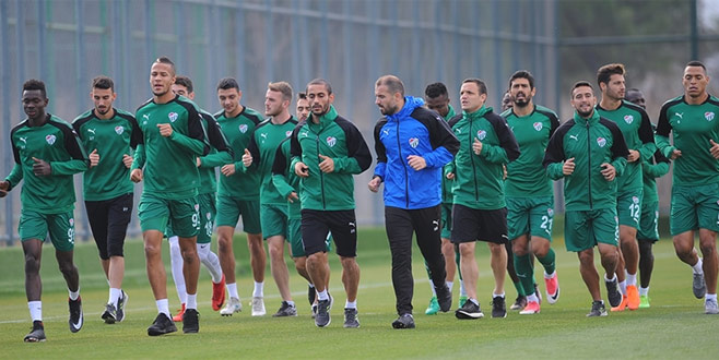 Bursaspor’da kupa mesaisi başladı