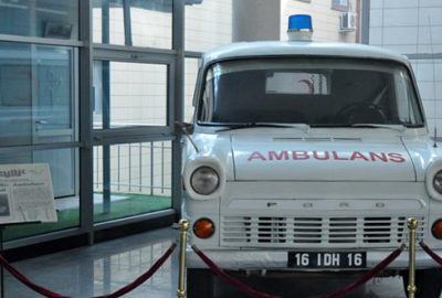 Emektar ambulans Ford’un anı kitabında 