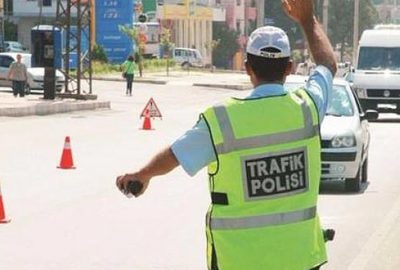 3 bin trafik polisi sokağa çıkıyor