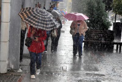 Meteoroloji uyardı! Öğle saatlerinden sonra dikkat…