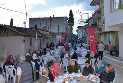 İznik’te mahalle iftarları bir başka