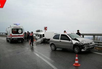 Kafa kafaya çarpıştılar: Yaralılar var