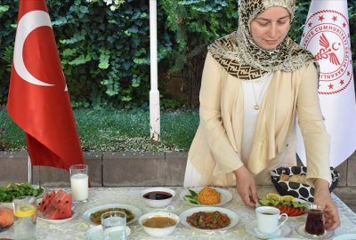 Sağlık Bakanlığı’ndan ‘sağlıklı bayram sofrası’ önerileri