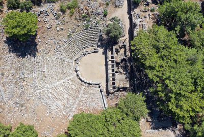 ‘Anadolu’nun Pompeisi’nde Zeus Tapınağı’nın izleri araştırılıyor