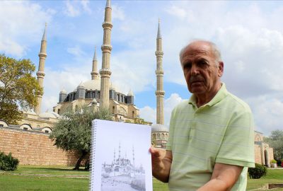 Kara kalem ustası ressam payitahtlar arasında mekik dokuyor