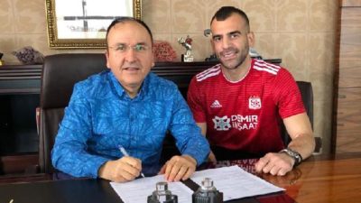 Sivasspor forvet aldı…