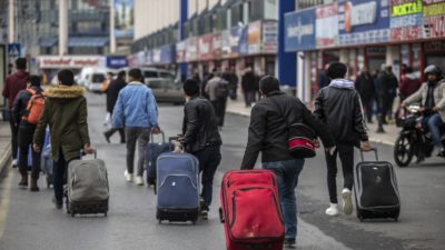 İstanbul otogarından sıcak görüntüler… Son seferler…