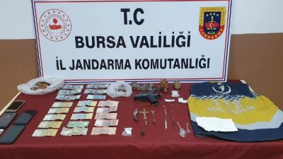 Bursa’da 112 yelekli tarihi eser kaçakçısı koronavirüslü çıktı