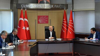 CHP Genel Başkanı Kılıçdaroğlu: Kısa süre içerisinde kurultay yapıp…