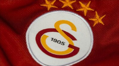 Galatasaray’da mutlu son! 4 yıllık sözleşme imzaladı…