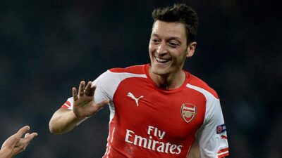 Arsenal’den flaş Mesut Özil kararı