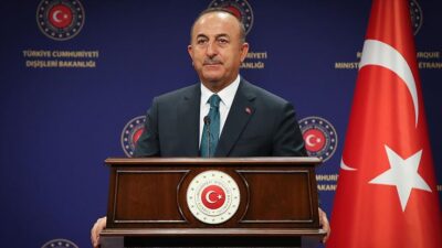 Çavuşoğlu’ndan Atina’ya Yunan gazetesi üzerinden mesaj