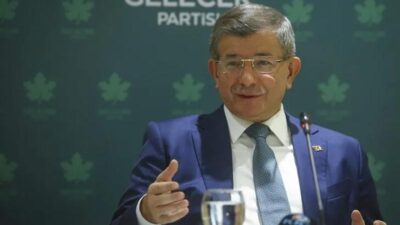 Davutoğlu: Gelecek Partisi’nin kendi cumhurbaşkanı adayı olacak