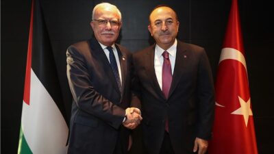 Bakan Çavuşoğlu Filistinli mevkidaşı ile görüştü