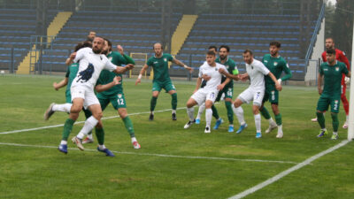 Karaca puana razı oldu: 2-2