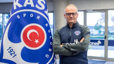 Kasımpaşa’da neler oluyor? Şimdi de İrfan Buz istifa etti…