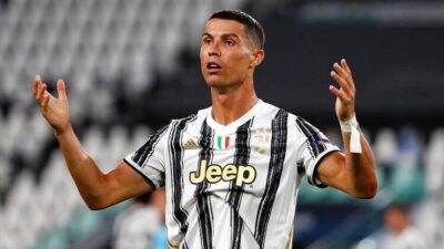 Ronaldo sosyal medyada 500 milyon takipçiye yaklaştı