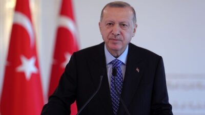 Cumhurbaşkanı Erdoğan’dan Azerbaycan dönüşü önemli açıklamalar