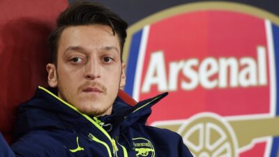 İngiltere’de gündem Mesut Özil