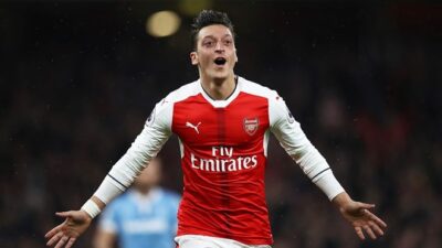 Mesut Özil, Fenerbahçe’ye bir adım daha yaklaştı: Arsenal’le sözleşmenin feshi için anlaşıldı