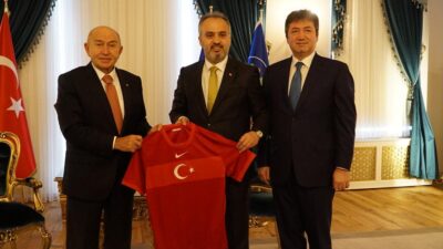 TFF Başkanı Özdemir OLAY’da açıkladı! Seyircili maçlar ne zaman başlayacak?