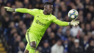 Ajax kalecisi Onana’ya 12 ay men