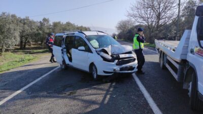 Bursa’da feci kaza! Kafa kafaya çarpıştılar