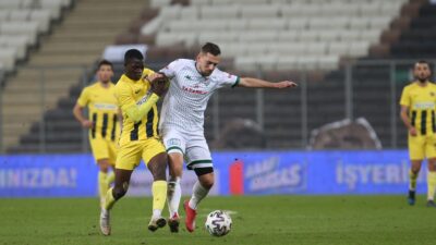 Bursaspor’a kötü haber! Maç oynanırken…