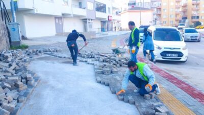 Mudanya caddelerine estetik dokunuş