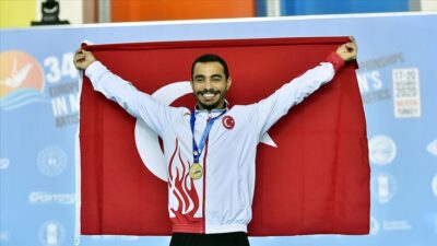 Milli cimnastikçi Ferhat Arıcan, Avrupa şampiyonu oldu