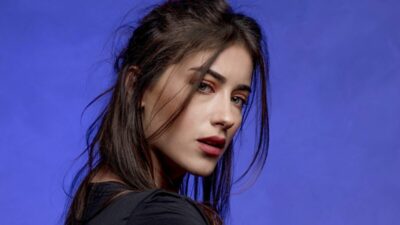 Hazal Kaya’dan radikal değişiklik!