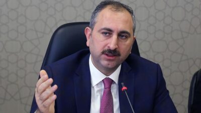 Bakan Gül’den yeni anayasa açıklaması