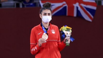 Bursa’ya ilk Olimpiyat madalyasını getiren Hatice Kübra’dan açıklama