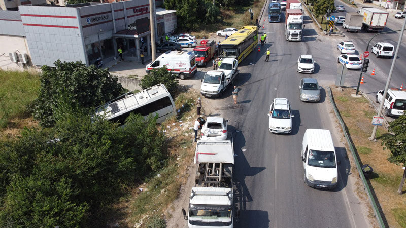 Bursa'da Zincirleme Kaza! Yaralılar Var - Olay Gazetesi Bursa Gazetesi ...