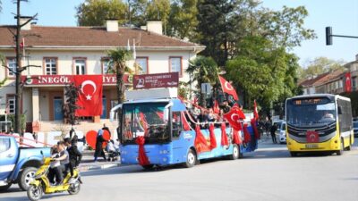 Cumhuriyet coşkusu tüm İnegöl’ü sardı