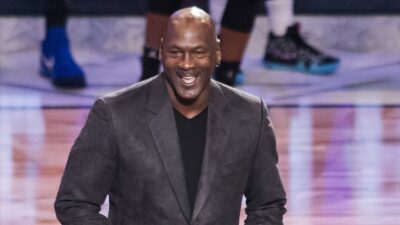 Michael Jordan’ın spor ayakkabısı rekor bedelle satıldı