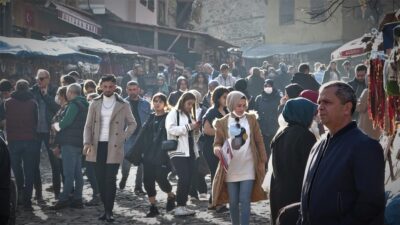 Bursa’daki 700 yıllık köyde hafta sonu yoğunluğu! Nüfusu katlandı