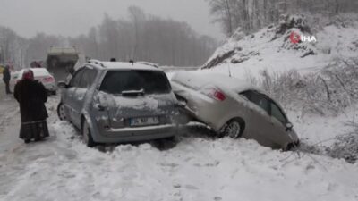 Uludağ yolu çarpışan otolara döndü…