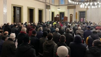 Ulu Cami’de yeni yılın ilk namazı kılındı