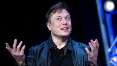 Elon Musk Twitter’ın tamamına talip oldu